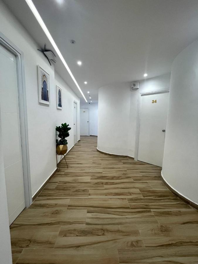 Hostal Mh Borj Martil Εξωτερικό φωτογραφία