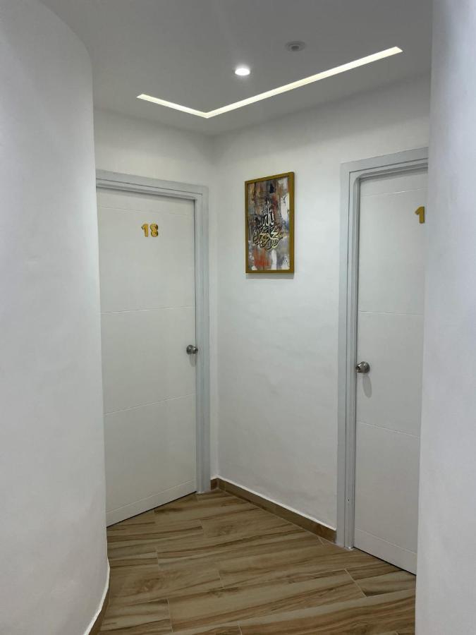 Hostal Mh Borj Martil Εξωτερικό φωτογραφία